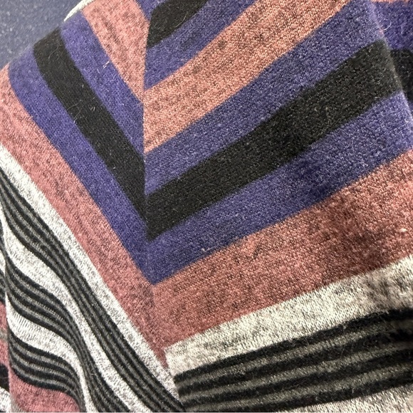 Sunday Striped Sweater Criss Cross Back Plus Size 3X - Picture 3 of 8